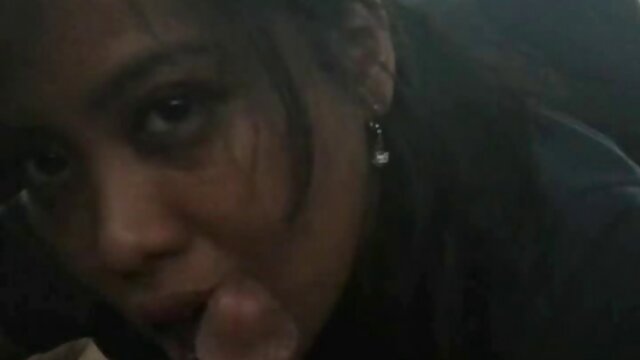 Amateur groupsex với một saggy có lông mang phim sét xxxx thai